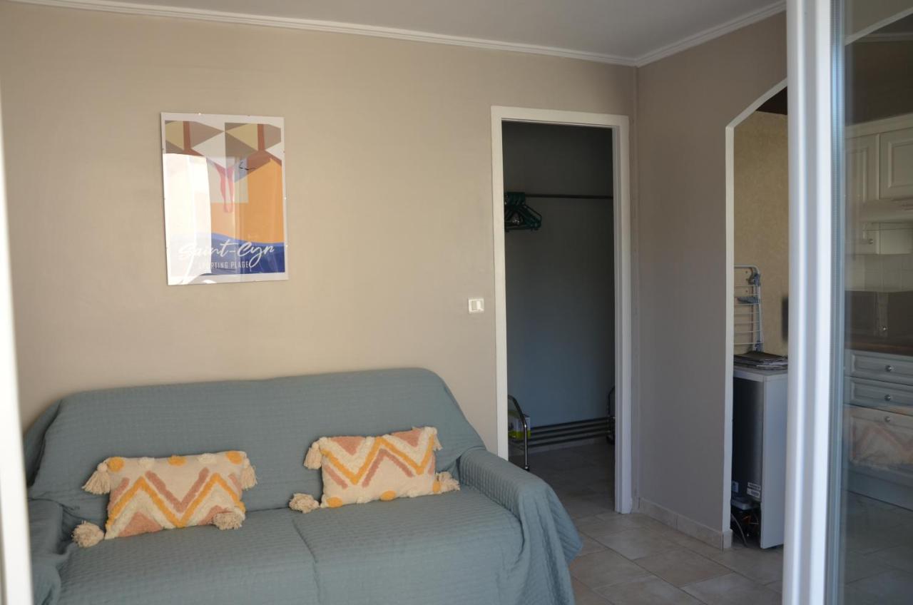 Les Pieds Dans L'Eau Apartamento Saint-Cyr-sur-Mer Exterior foto